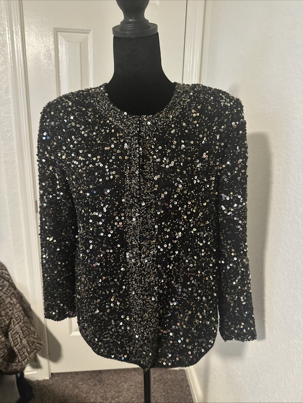 Vintage SCALA 100% Silk Sequin & Beaded Black Silver Jacket Size Small EUC